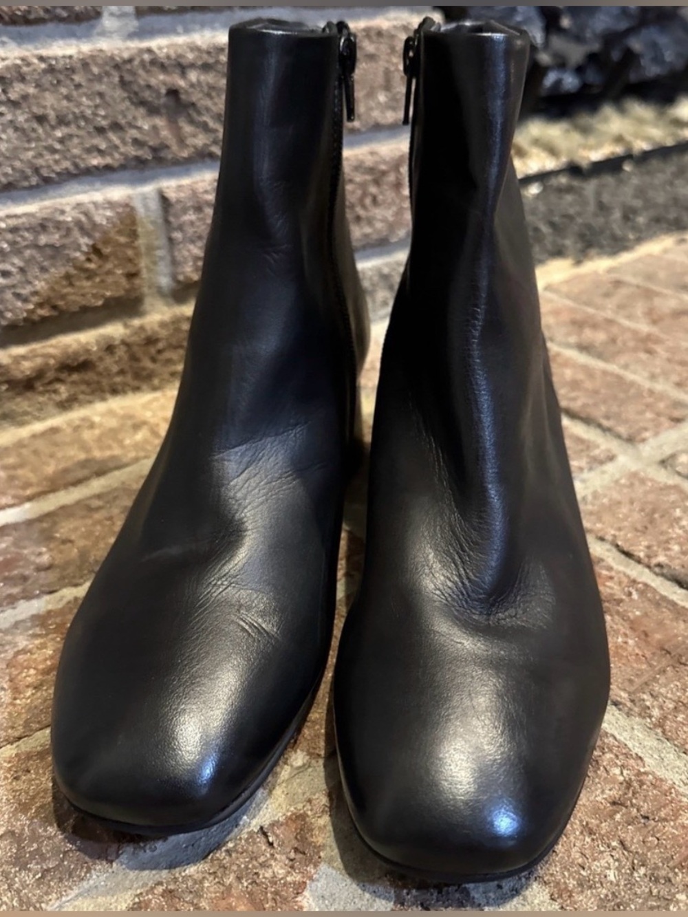 Miz Miz Mooz Garin Boots Womens Size 39 Black Leather Bootie Ankle Zip